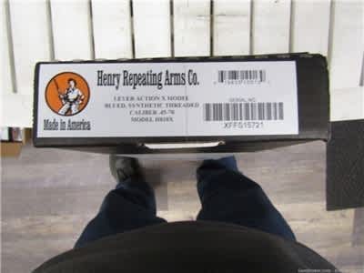 1092684921-2.jpg