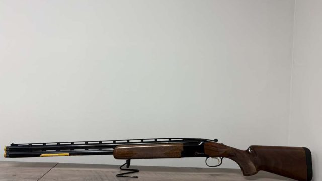 1104574544-4.jpg